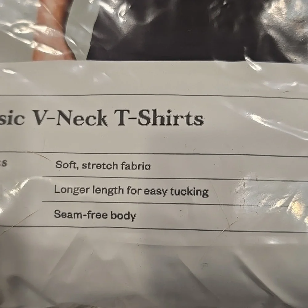 New 4 Pack Men's Black V-Neck T-Shirts